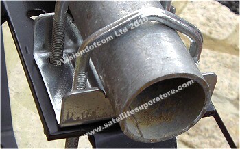 Galvanised clamp and thick galvanised steel pole.