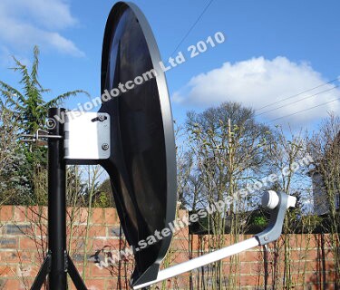 Triax fibre glass 60cm dish